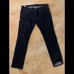 Men’s blue jeans